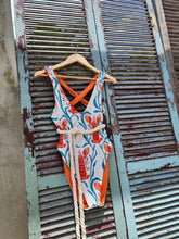 Cargar imagen en el visor de la galería, Caza y Pesca one piece