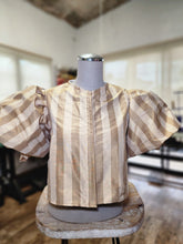 Cargar imagen en el visor de la galería, Alana Top
