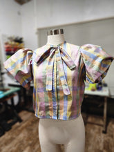 Cargar imagen en el visor de la galería, Alana Top
