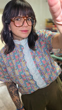 Cargar imagen en el visor de la galería, Rainbow top
